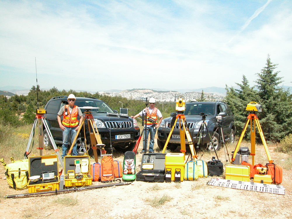 RACE TopoSurvey Equipment resize